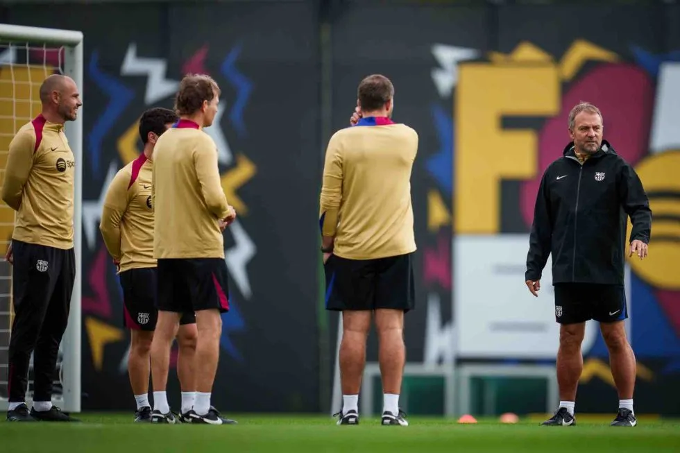 Entender las políticas en el negocio del fútbol femenino [C_0027_ES] 